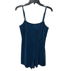 Urban Outfitters Women’s Size Medium Teal Velvet‎ Sleeveless Tie Back Romper